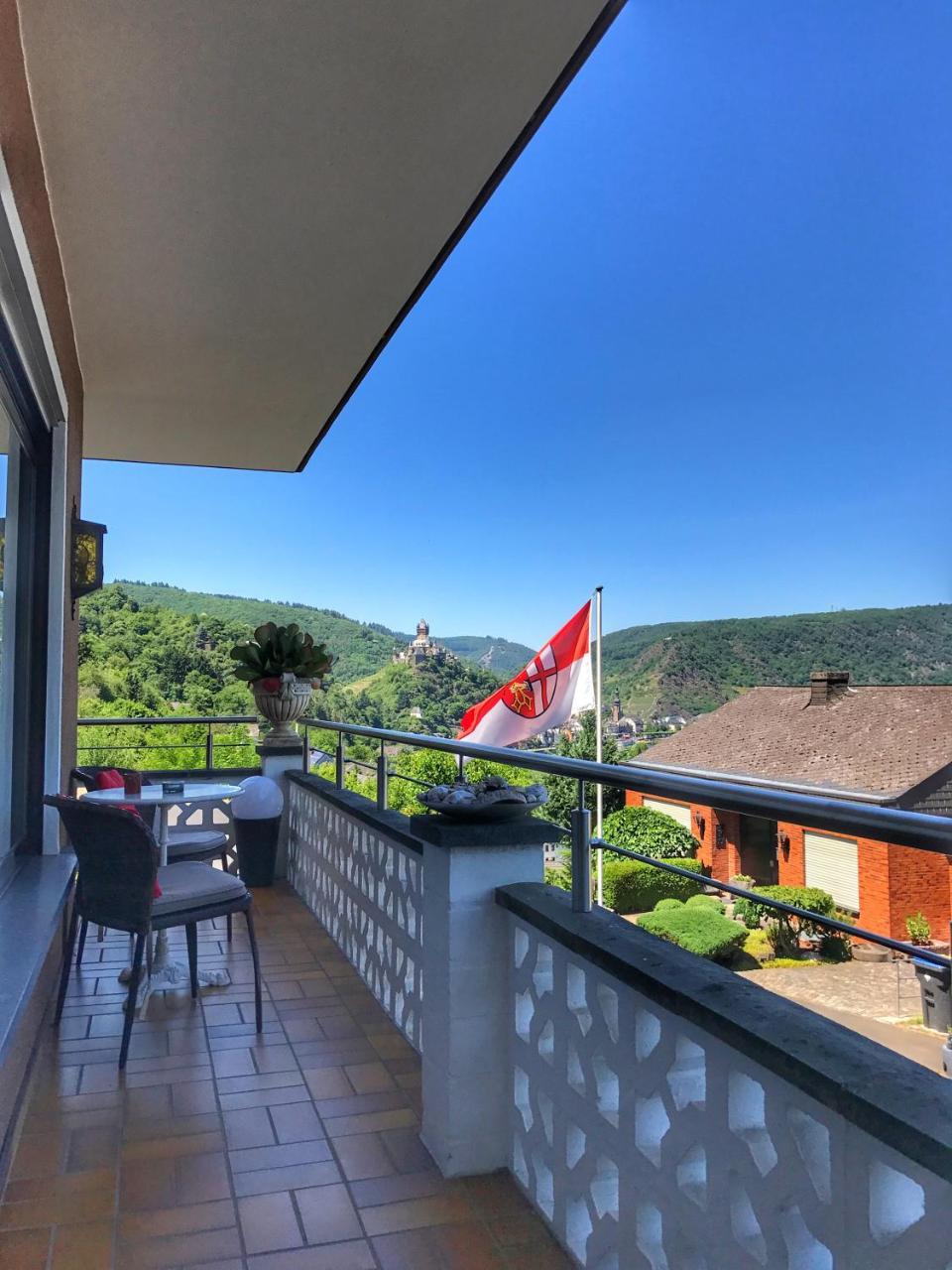 Apartment Happy Mosel Кохем Экстерьер фото
